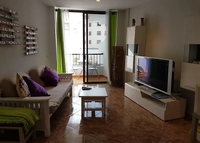 Cristianos, Nirvana * Los Cristianos (Tenerife)